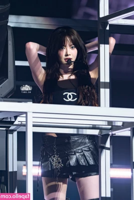 Hong Eunchae 홍은채 [ hong-eunchae-1 ] - Dat wet girl had a really intensive cardio today 💪😁