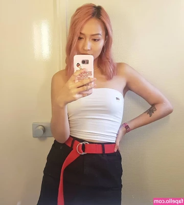 React GirlsYT [ react-girlsyt ] - It seems you really enjoyed those pics   and my pussy hair   Part 2 