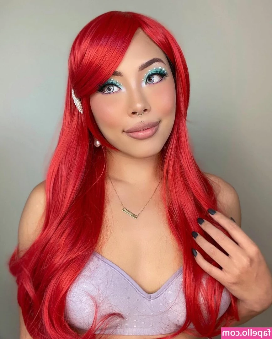 React GirlsYT [ react-girlsyt ] - Hey babe you thinking about me aren t you part 1