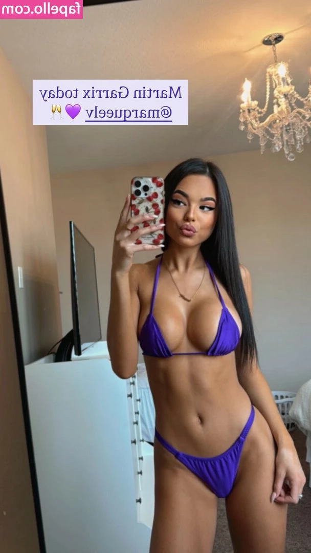 Nayla Norton [ nayla-norton ] - Happy Sunday