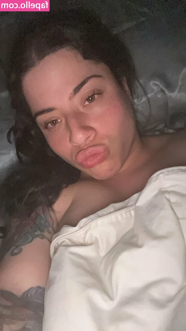 realmeltay - I m hiding something sweet from you  do you want to know what