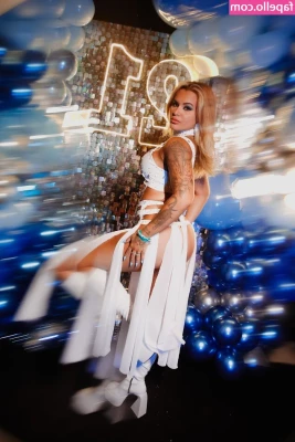 Nicole Reis [ nicole-reis ] - Another day, another shoot edited! New sets, BTS, and a music video