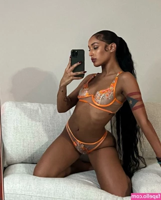 Vanessa Rodríguez [ vanessa-rodriguez ] - Bora