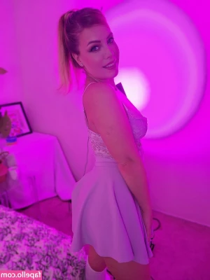 freevictoria - What s your naughty secret    DM me papi