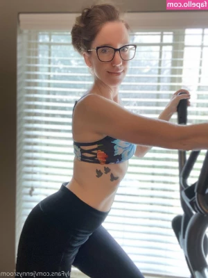 Jennysroom - I get so wet I couldn t stop touching my pulsing pussy