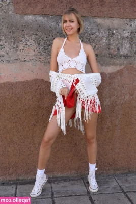 layanadevis - do you like my new socks part 1