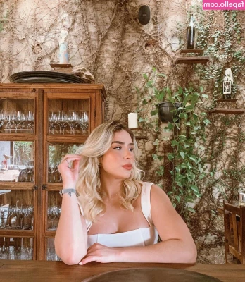 LoryLives - Te gusta como abroa el culo para que entre toda tu polla? Pues no te