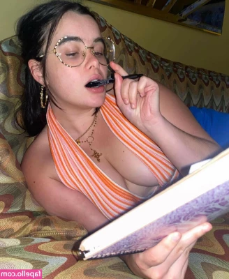 Barbie Ferreira [ barbie-ferreira ] - good morning 🖤