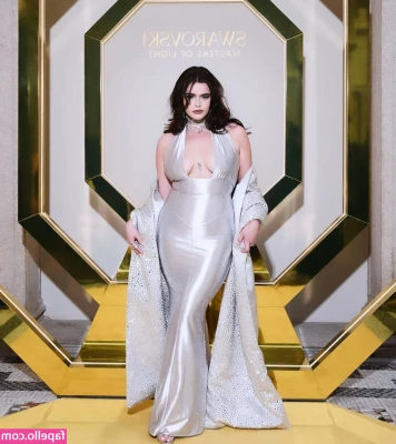 Barbie Ferreira [ barbie-ferreira ] - Masturbation video  swipe left or subscribe to my VIP OnlyFans  