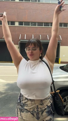 Barbie Ferreira [ barbie-ferreira ] - Fuck @twinkhunterxl has such a big cock😅 but I love every second