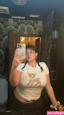 Barbie Ferreira [ barbie-ferreira ] - Puppy wants to wrestle