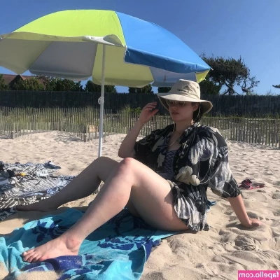 Barbie Ferreira [ barbie-ferreira ] - I got a new mirror