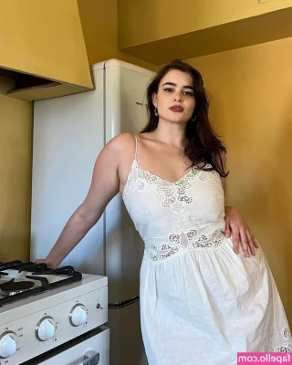 Barbie Ferreira [ barbie-ferreira ] - I m going to pull up the camisole