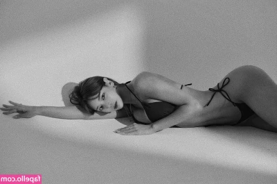 Yoon Chae Ah [ yoon-chae-ah ] - I finally got fucked by a huge dick! Video is in your DMs 😛 sent