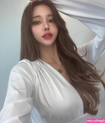 Yoon Chae Ah [ yoon-chae-ah ] - Be quiet and lay back so I can sit on your face