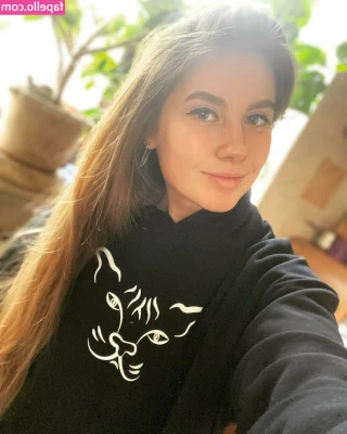 Jasminjass - HAPPY THANKSGIVING🍽 what your favorite food on this day?🖤🦃