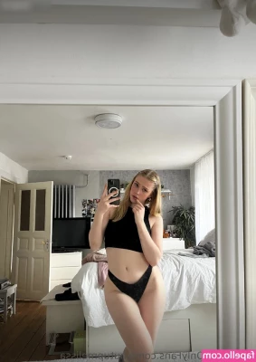 _shutupmelissa_ [ shutupmelissa-1 ] - Do you want to see more?😜☝️🥰