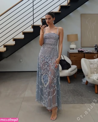Sara Sampaio [ sara-sampaio ] - Members Only Set