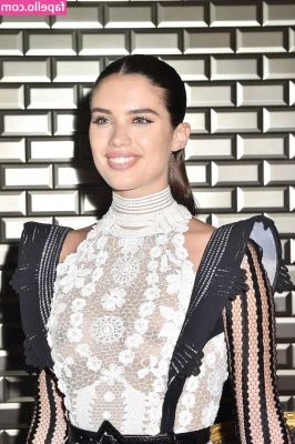 Sara Sampaio [ sara-sampaio ] - Thinking about his booty and busting a thick sticky nut