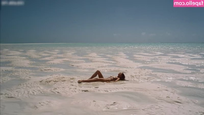 Sara Sampaio [ sara-sampaio ] - Pound Town  This video is also on my  6 vip -  HeHitsIt2