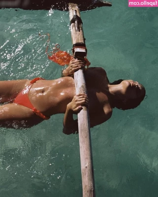 Sara Sampaio [ sara-sampaio ] - Slip my thong off and bend me over so you can give it to me like I