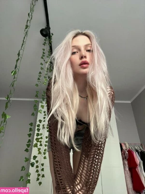 alisatvoya - There s no point being outdoors if I don t fuck my cunt with my dildo