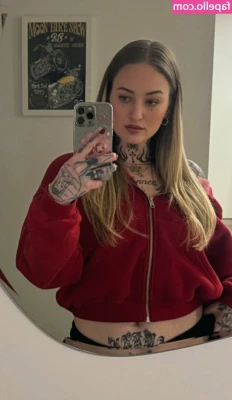 Goth Queen [ goth-queen ] - We recently got a new toy at the farm... I thought what better way to