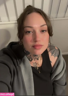 Goth Queen [ goth-queen ] - Oldie vid! But one of my faves. (Backstory) I had just finished