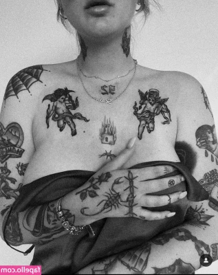 Goth Queen [ goth-queen ] - What s your favorite position  Can you guess mine