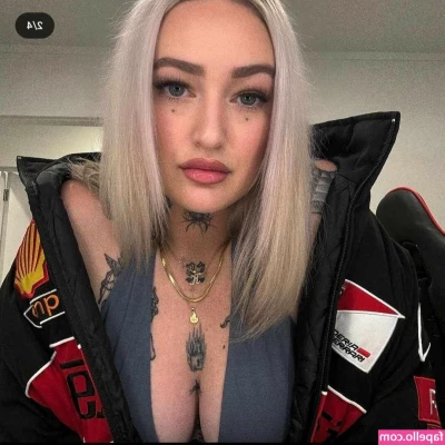 Goth Queen [ goth-queen ] - 3 dicks came all over my face   it was exhilarating