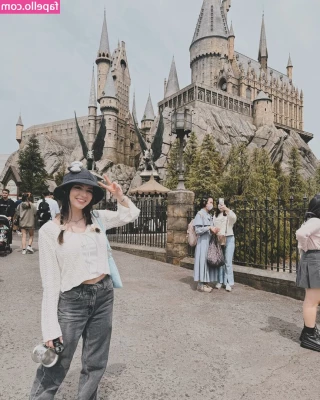 Chrissy Costanza [ chrissy-costanza-1 ] - 🚨🚨🚨 SALE!!   Since Onlyfans removed loads of content, I'm