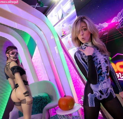 Chrissy Costanza [ chrissy-costanza-1 ] - Stepmom roleplay featuring the beautiful MILF @avaminxofficial