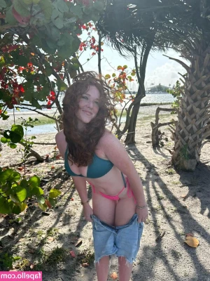 Kenziemahar - I need to bring out my torso dildos more