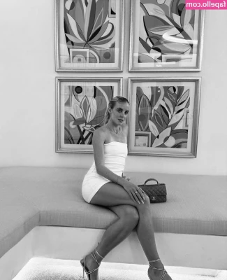 Keely Hodgkinson [ keely-hodgkinson ] - @izzy_svmmer ate my ass just right!  You ready for the "Swapping