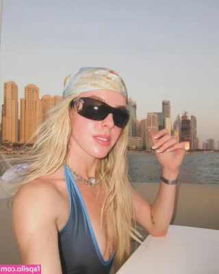 Keely Hodgkinson [ keely-hodgkinson ] - Hey guys I literally can’t respond to messages right now. Of is
