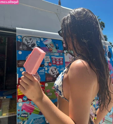 Maddie Ziegler [ maddie-ziegler ] - See more full vids like this on  amanda xovip NO PPV Onlyfans   45 