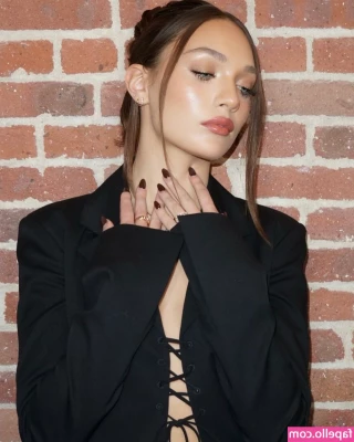 Maddie Ziegler [ maddie-ziegler ] - I guess I ll come out of retirement
