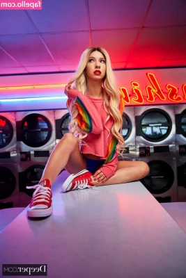 Kenzie Reeves [ kenzie-reeves ] - Hey luvs