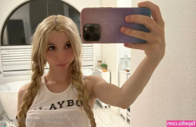 Kenzie Reeves [ kenzie-reeves ] - can’t get enough of @peach-cream 😍😍😍