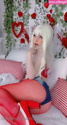 Kenzie Reeves [ kenzie-reeves ] - My First entertainment  I hope u will like it  Without boyfriend yet