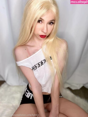 Kenzie Reeves [ kenzie-reeves ] - Oral Pleasure: 69 or face-sitting?