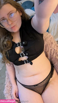 chellelovesu - chiquil0vee  L  A  T  I  N  A with BIG TITS and BIG ASS    CUSTOM