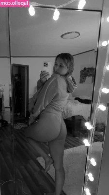 Bella Farn [ bella-farn ] - Love my pink
