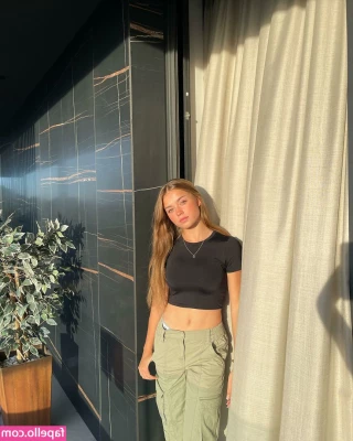 maxima_mclk [ maxima-mclk ] - me being shy and excited at the same time when you come pick me up