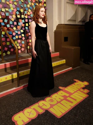 Sadie Sink [ sadie-sink ] - Netflix and chill?