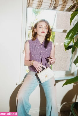 Sadie Sink [ sadie-sink ] - If you didn't know me, I almost look wholesome at first 💋