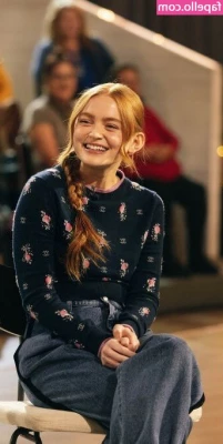 Sadie Sink [ sadie-sink ] - Feelin  cutteeeee