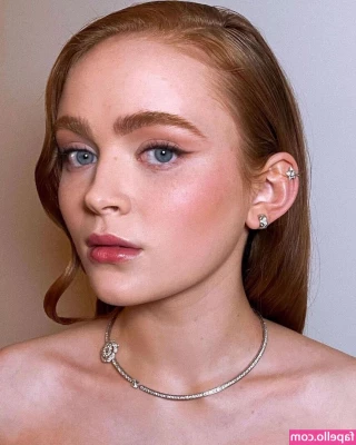 Sadie Sink [ sadie-sink ] - Got emmm