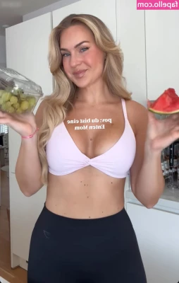 liv.yah [ liv-yah ] - Thank you for tipping me some money for breakfast  you know who you