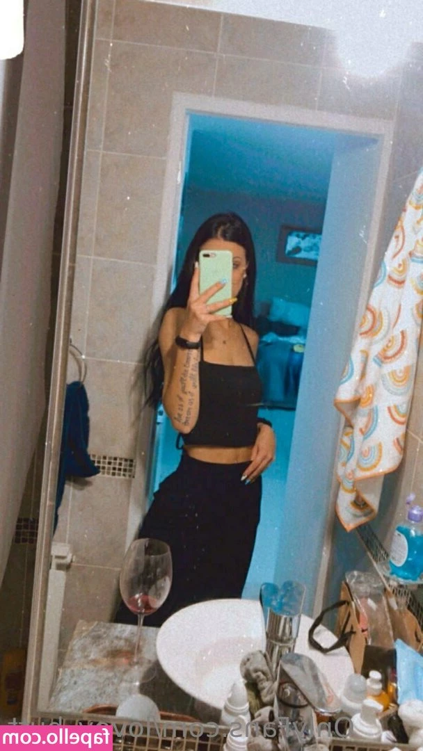 lovey_butt [ lovey-butt ] - Como están espero y le den mucho amor